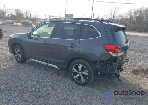 2020 Subaru Forester Touring z USA, uszkodzony, nr VIN JF2SKAXC8LH426552